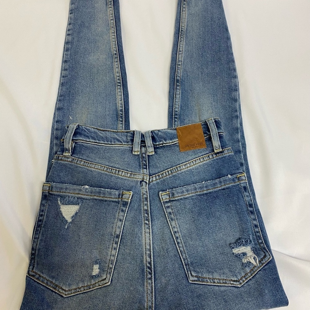 Free People NWT We The Free Women 24 Light Wash Blue Skinny Leg Jeans Distressed - Picture 5 of 11